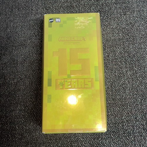 Minecraft 15 Years-Diamond Level Limited Edition One Fig Two Accessories
