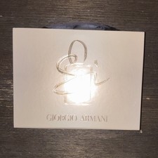 Giorgio Armani Sì Eau de Parfum Spray Gift S...