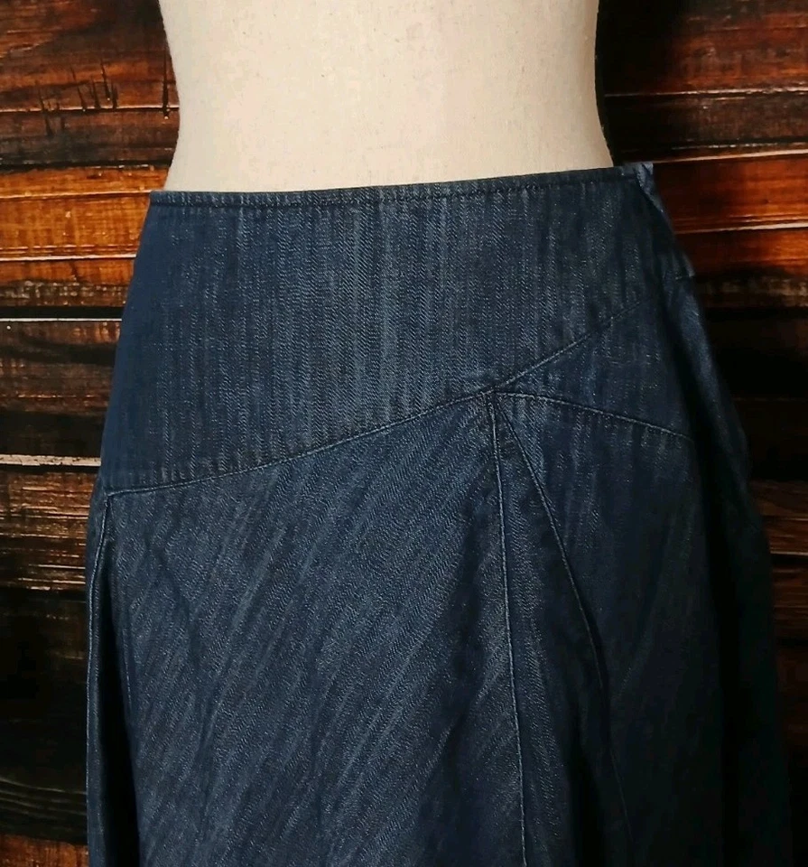 Falda Christopher & Banks Talla 8 Midi Acampanada Denim Azul Jean Cremallera Lateral Panellada Foto 4 de 4