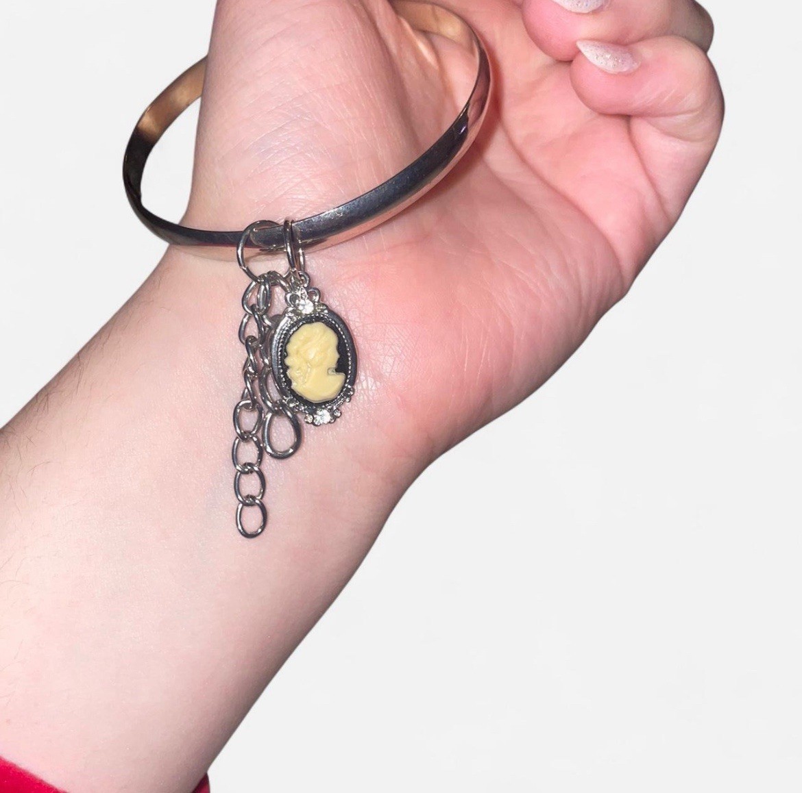 Bundle Cuff Bangle Silver With Pearl Details neck… - image 3