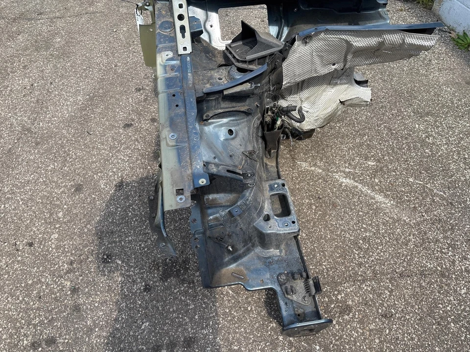 2015-2018 Audi Q3 Front Right Body Apron Horn Frame Cut Oem - Image 3 of 4