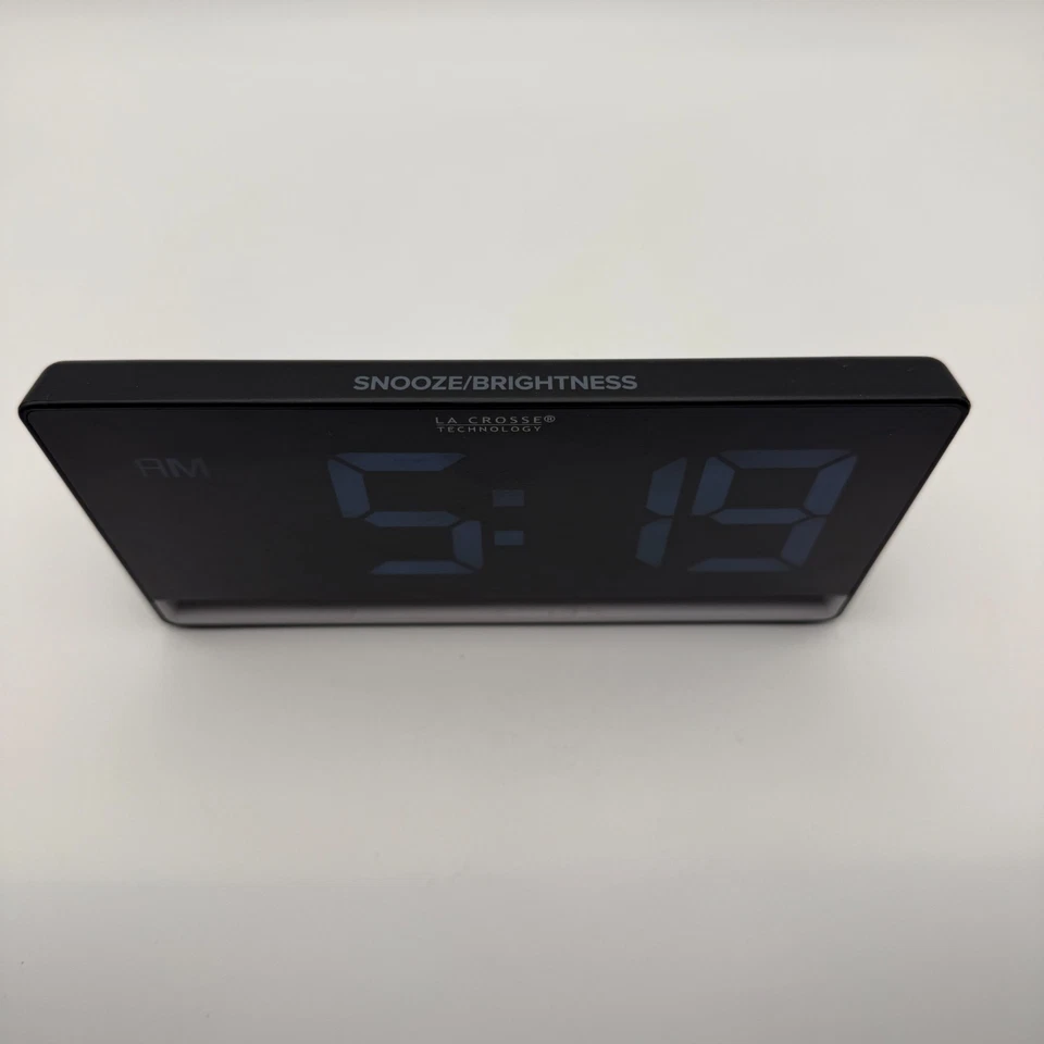 Reloj despertador digital La Crosse Technology 617-149 Foto 2 de 4