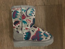 UGG Girl s Toddler Size 6 Classic Short Boots Gray Bear claw Print Shearling