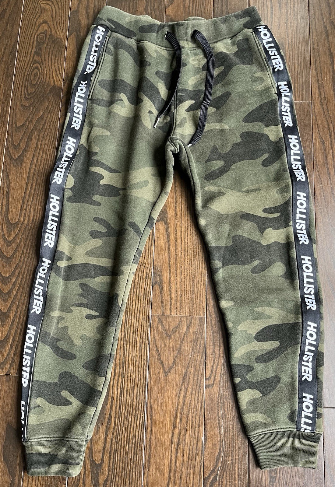 Hollister Camo Green Striped Logo Tapered Joggers for Men XS-image