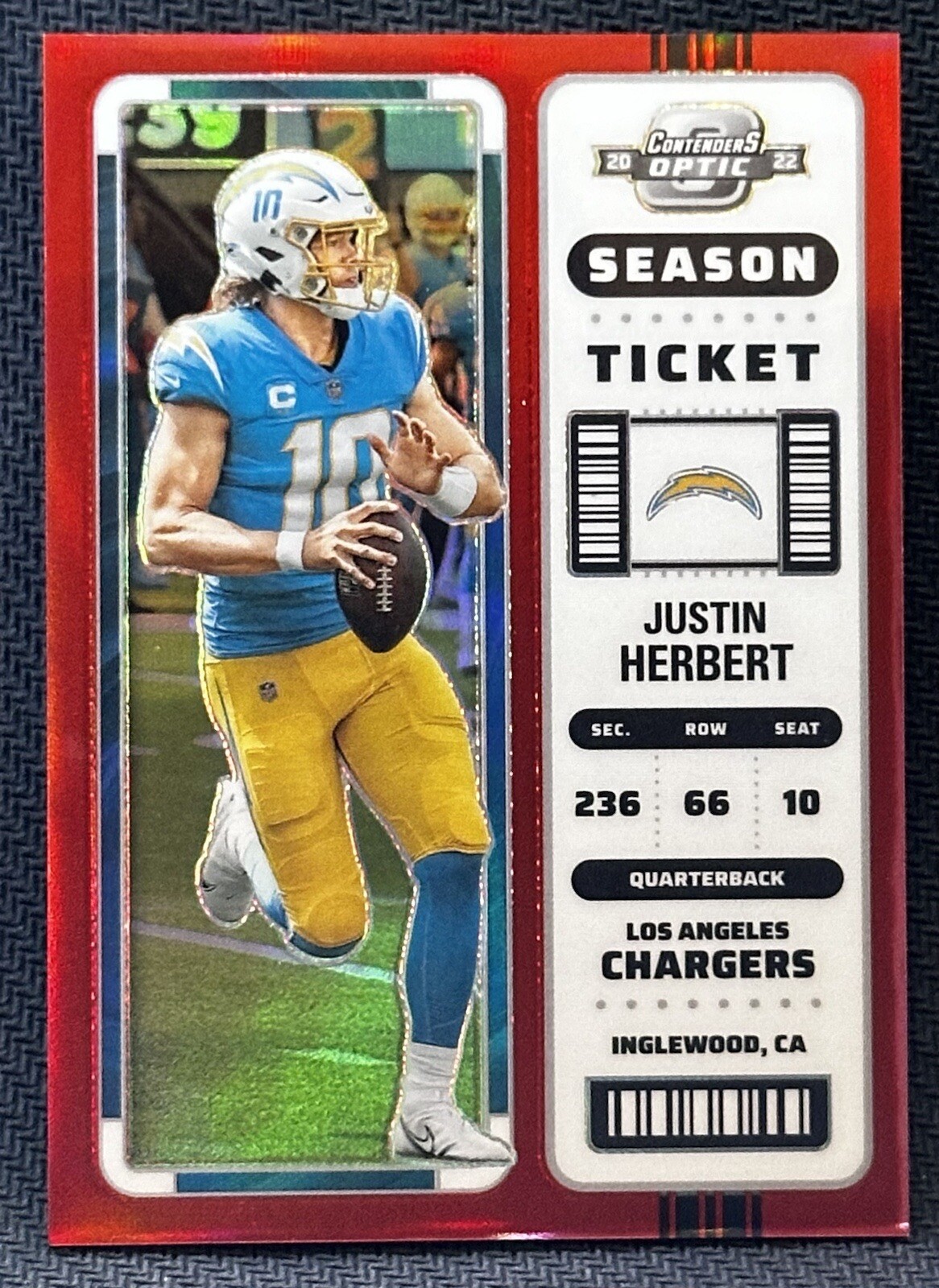 Justin Herbert 2022 Contenders Optic #41 Season Ticket Red Prizm /175