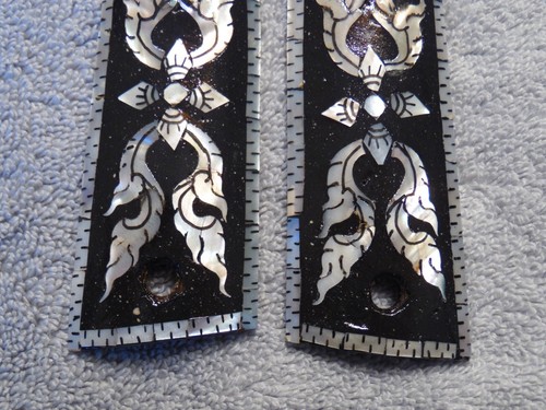 1911 FULL SIZE MOTHER OF PEARL INLAY GRIPS WOOD FLOWER BURST MASK BLACK & WHITE - Picture 3 of 6