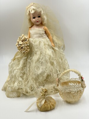 Extremely Haunted Vintage Bride Realistic Flip Eyes Beautiful Doll 11  Creepy