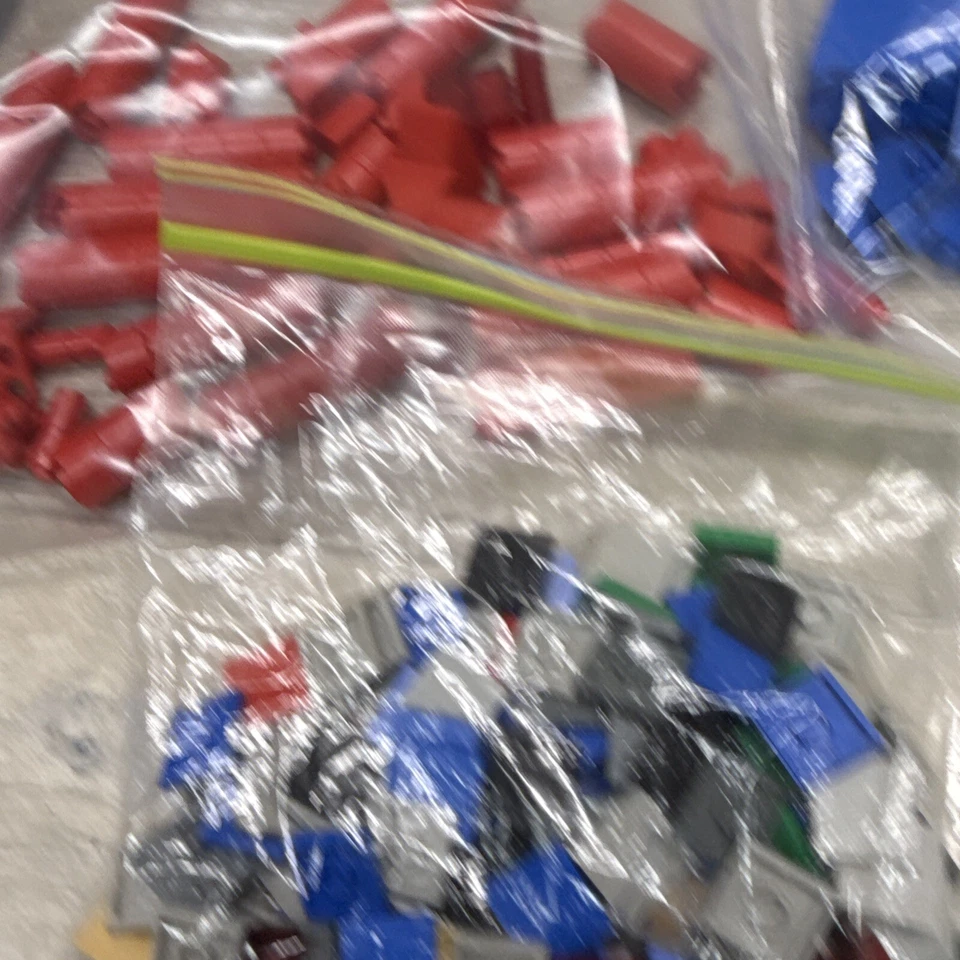 2001 Mega Bloks Pro-Builder Set 9775 Sea Wolf Submarine Ship (PARTS MISSING) - Image 4 of 4