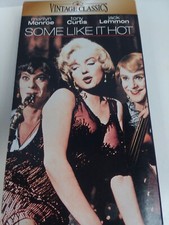 SOME LIKE IT HOT - Marilyn Monroe, Tony Curtis, Jack Lemmon VHS Movie