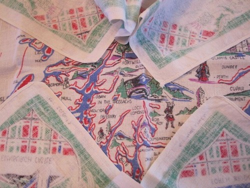 LARGE VINTAGE SOUVENIR BONNIE SCOTLAND LINEN KITCHEN TOWEL - Picture 10 of 10