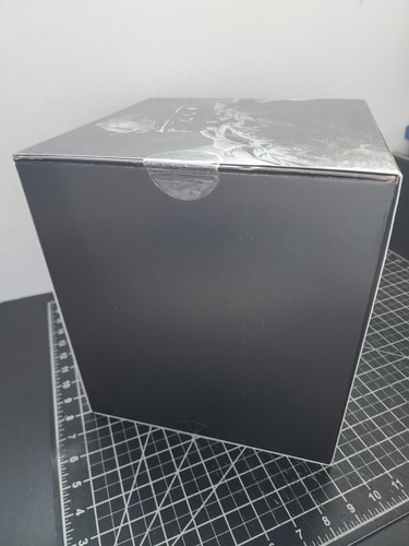 NEW SEALED Call of Duty Modern Warfare Dark Edition XBOX ONE+Night Vision Goggle - Picture 10 of 11