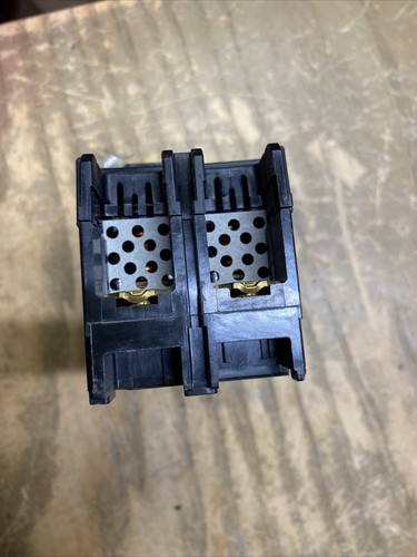 FUJI ELECTRIC BT2BSB-030 220VAC 30A 2 POLE CIRCUIT AUTO BREAKER, SA52BT 1E2741 - Picture 4 of 8