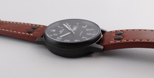 Fortis Pilot's Watch, ref. 595.10.46.1 40 mm PVD coated Auto winding - Picture 4 of 6