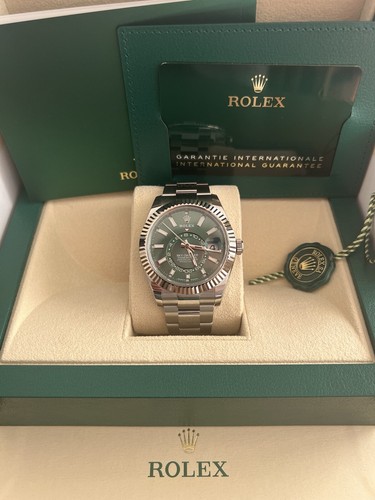 ROLEX SKY-DWELLER 336934 GREEN 2024 FULL SET - Picture 2 of 6