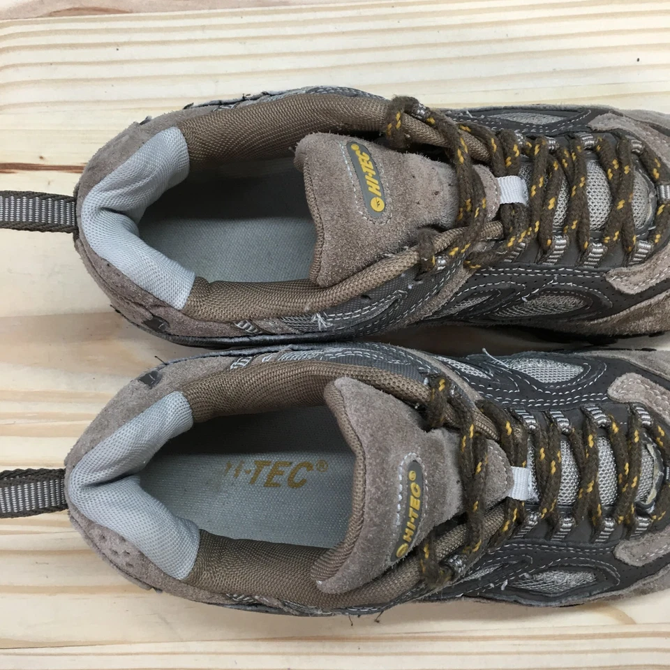 Hi Tec Hiking Shoes Womens 9.5 Brown Suede Round Toe Lace Up Comfort Low - Image 4 of 4