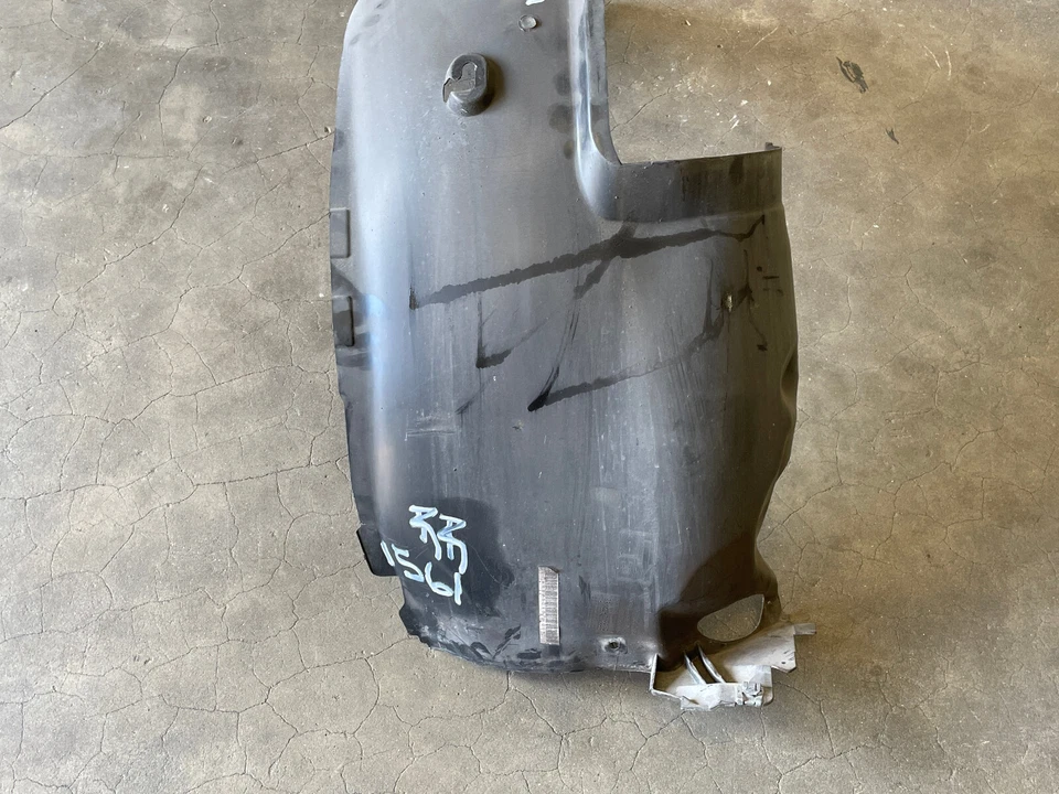 2006-2009 Porsche 911 Carrera 997 Guarda de Escudo de Guardabarros Trasero Derecho 1561 OEM Foto 3 de 4