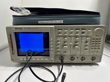 Tektronix oscilloscope TDS684C 1GHz 5GS/s in perfect working condition.