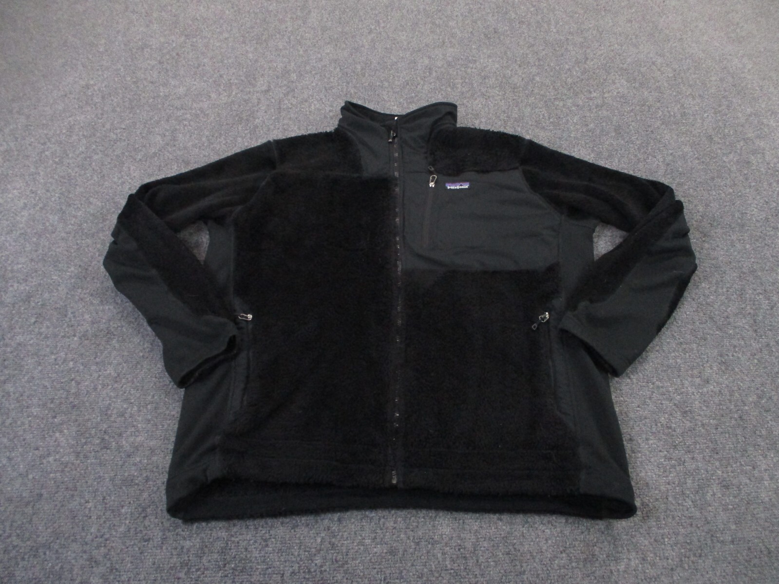 Patagonia Jacket Mens XL Black Sweater Fleece Regulator Outdoors Hiking Camping