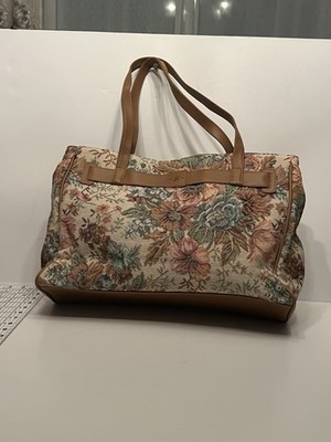 Adolfo Simply Style Boho, Floral Tapestry Handbag 3 Section Interior, Aprox 9x15