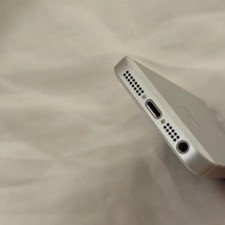 iPhone SE 1st Gen Silver 32GB - Tested, Fully Functional