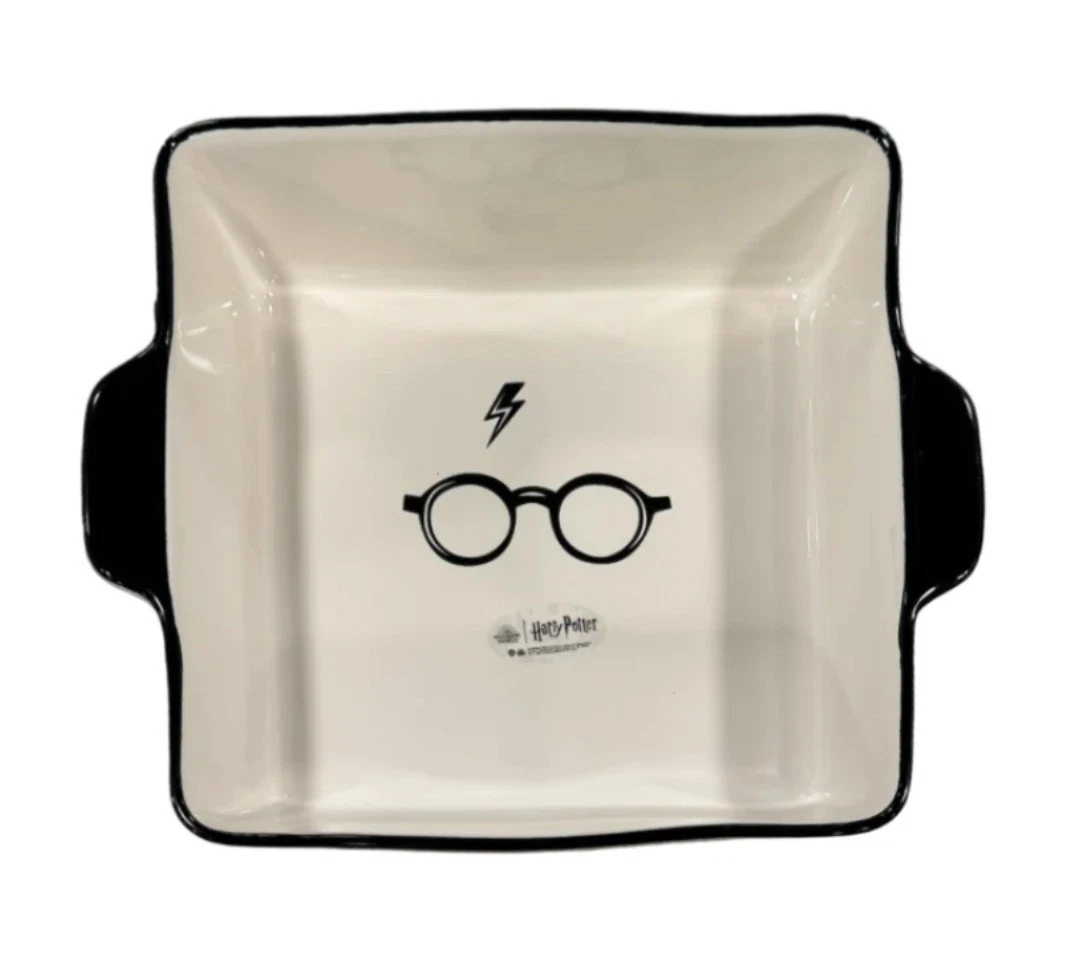 Harry Potter Rae Dun Cake Pan - Cake Pans - Baking - Kitchen - Baking Dish