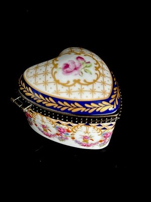 Porcelain Heart-Shaped Trinket Box with Rococo Floral Design France 1920 s