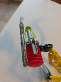 Lego #8696 Bionicle Mistika Bitil, 100% Complete W/Ghost Blasters!! No Instruct.