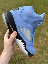 lv_vl 新品未使用❗️Air Jordan 5 ユニバーシティブルー UNCカラーの新作 Nike Air Jordan 5 Retro SE “University Blue