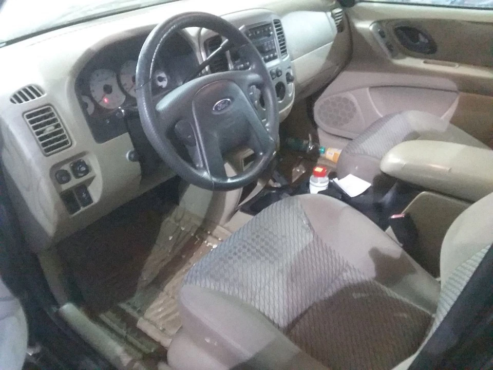 Driver Front Seat Bucket With  Electric 6 Way Fits 01-04 ESCAPE 2122066 - Image 3 of 4