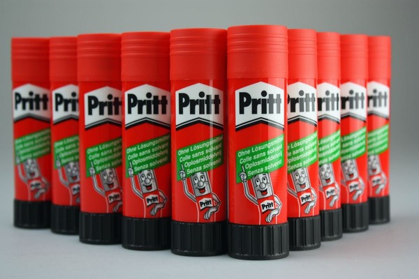 Pritt Klebestift Papier Pappe Fotos Etiketten 43G 10Er Pack Henkel Klebemasse-image