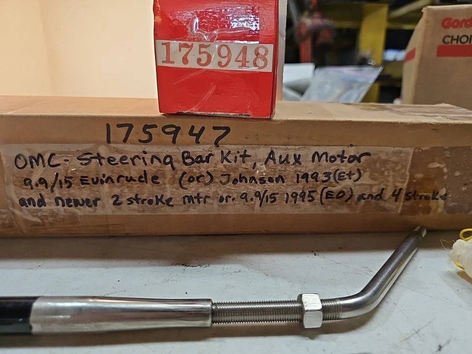 New In Box NOS OMC Auxiliary Motor Steering Arm 0175947 175947 Boat Part  - Image 2 of 4