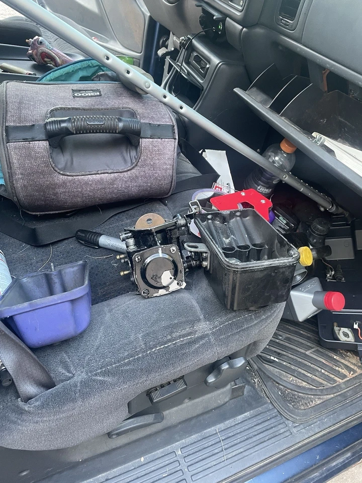 Carburador y caja de aire Mikuni para 1997 Arctic Cat Tigershark Montego Dlx 640 Foto 4 de 4