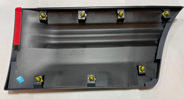 适合 2001 - 2004 雪佛兰跟踪器夹层后门右手 E 30025229 - 全新原始设备制造商 — 第 2/2 张图片