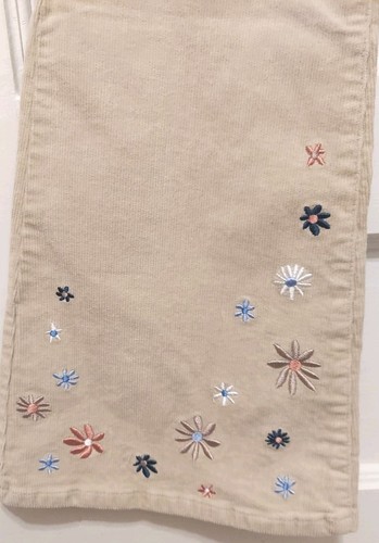 Nwts Forever 21 Ladies Size Large Tan Corduroy Pants W/ Embroidered Flowers - Picture 5 of 10