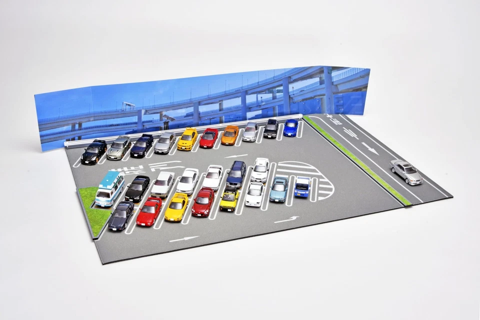 Tomicarama Vintage Escala 1/64 13a Daikoku Área de Estacionamiento Mate B Toyota Chaser 2.5 Foto 2 de 4