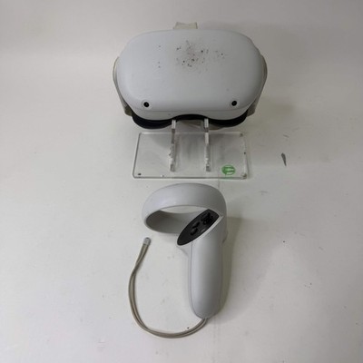 Oculus Quest 2 128GB Standalone All-in-One VR Headset KW49CM
