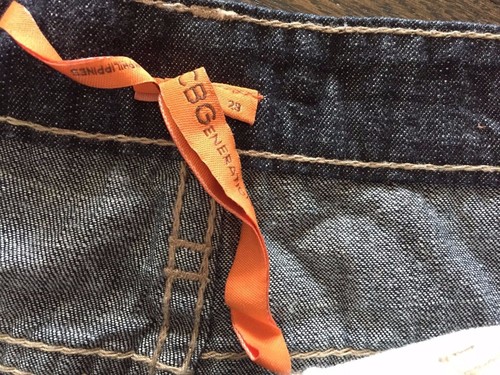 BCBGENERATION Womens sz 29 Dark Wash Soft Denim Multi Detail Chambray Skirt - Picture 2 of 7