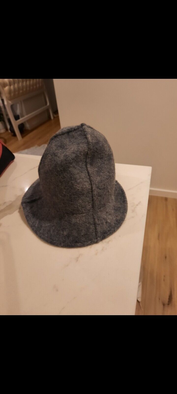 Picture 1 of 2