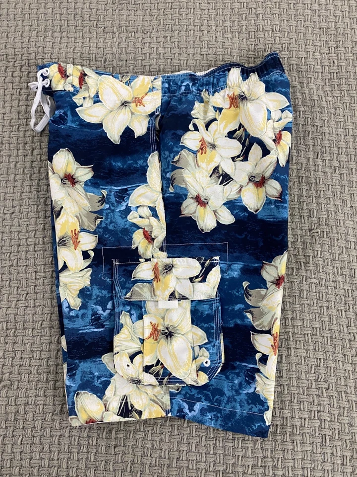 Pantalones Cortos de Natación Island Shores Para Hombre Azul Estampado Floral Hawaiano Talla Mediana Clásicos Foto 4 de 4