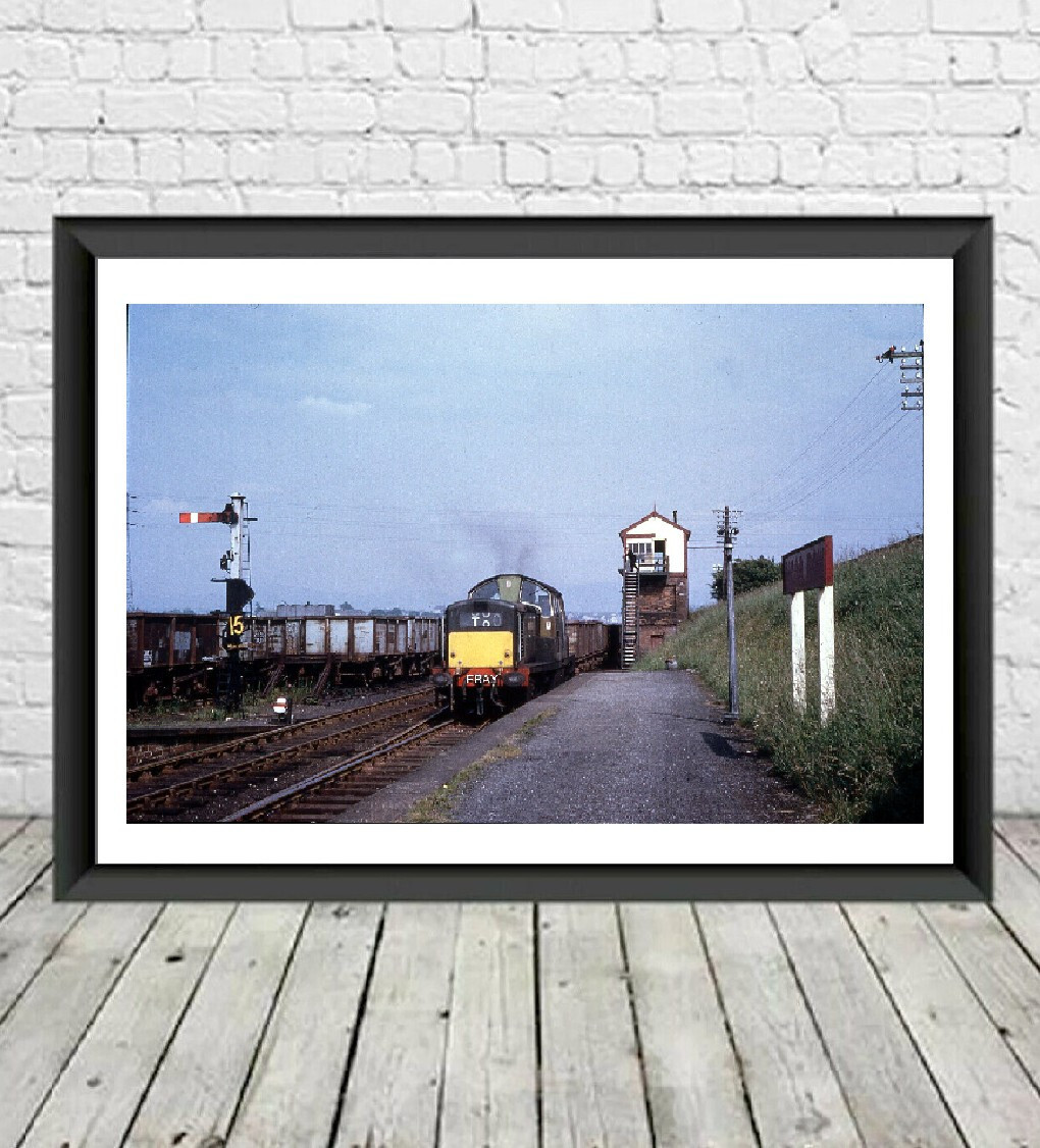 MOOR ROW RAILWAY STATION, CUMBRIA. 1968 Loco; D8509 PHOTO 12 x 8 (A4