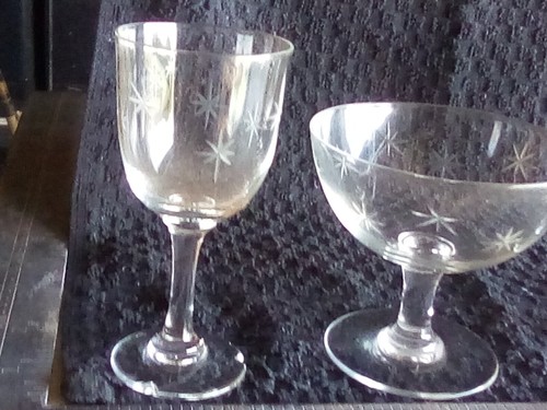 Mid Century Etched Atomic Starburst Bar ware Glasses Set of 9 Vintage - Picture 6 of 14