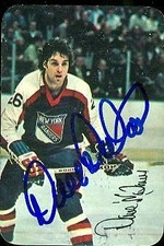 Dave Maloney autographed Hockey Card (New York Rangers) 1977 Topps #10