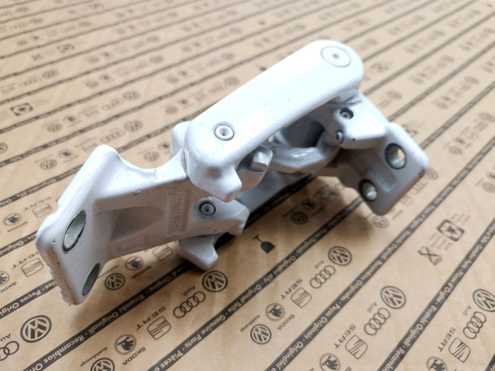 Original MERCEDES SPRINTER W907 W910 TÜRSCHARNIER HINTEN LINKS 270 