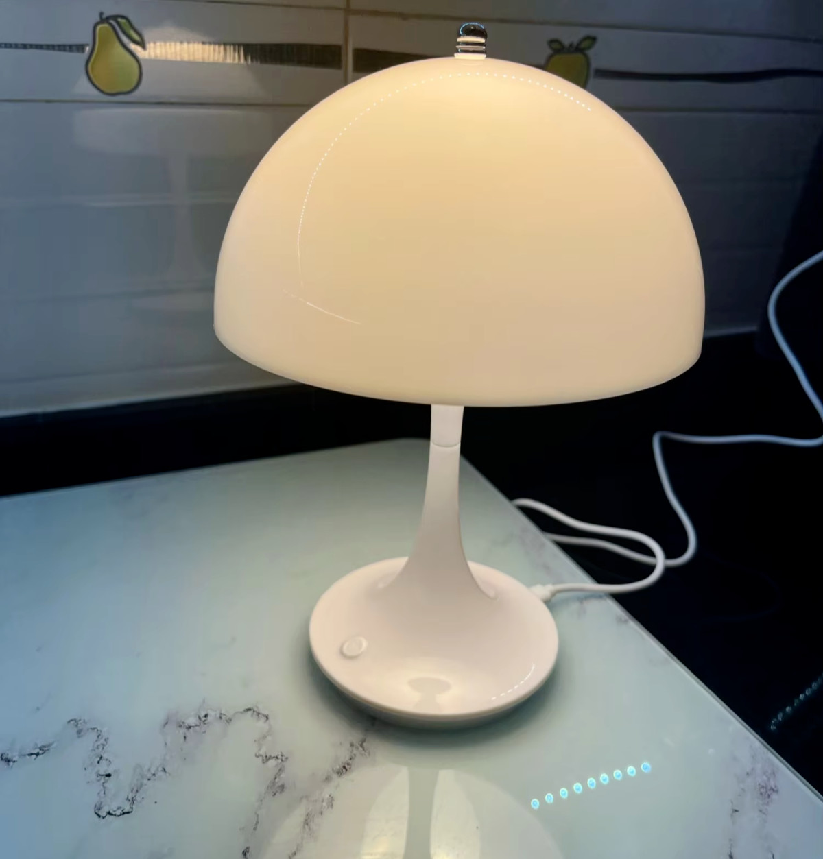Lampe de Table Champignon Sans Fil Rechargeable Luminaire LED Variable Salon et Bureau