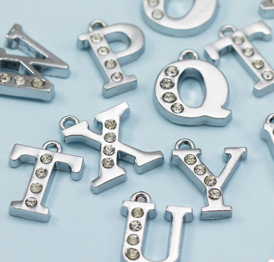 /"Z/" lettre initiale alphabet Pendentif Charme Collier clair cristaux argent grande t