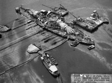 WW2 WWII Photo World War Two / USS Oklahoma BB-37 Salvage Pearl Harbor 1943