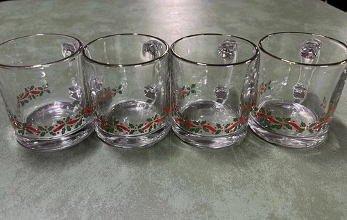 Set of 4 Vtg Libbey Christmas Holly Berry Clear Glass Mugs w/Gold Rim Made USA