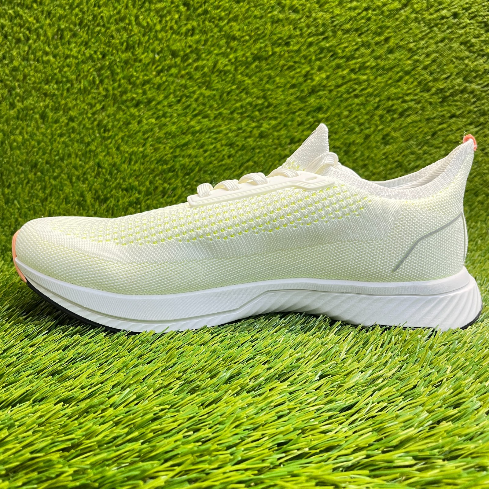Flux Adapt Runner White Neon Mens Size 9.5 Womens Size 11 Athletic Knit Shoes