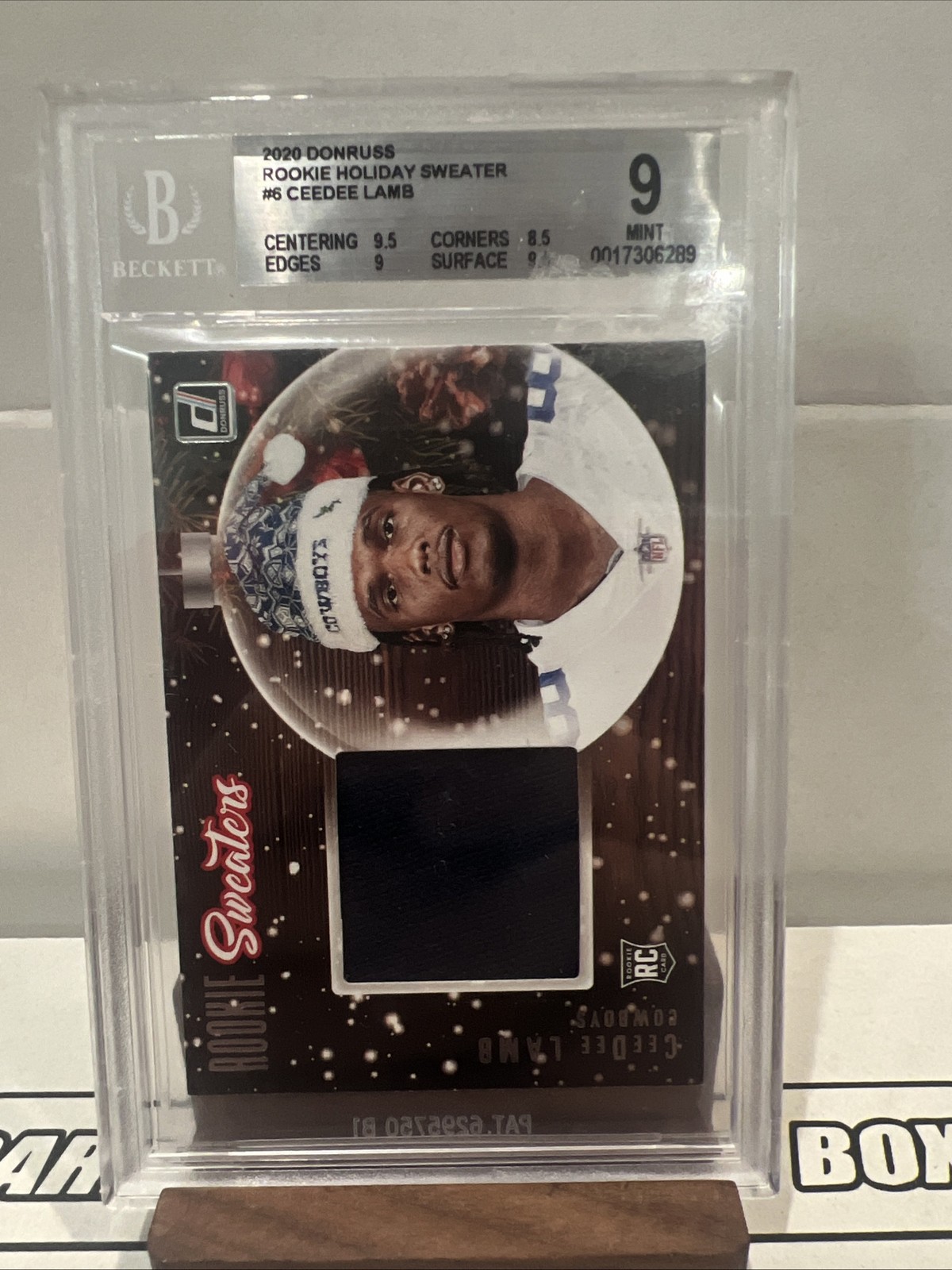 2020 Panini Donruss - Rookie Holiday Sweaters CeeDee Lamb #SW-CL (MEM, RC)
