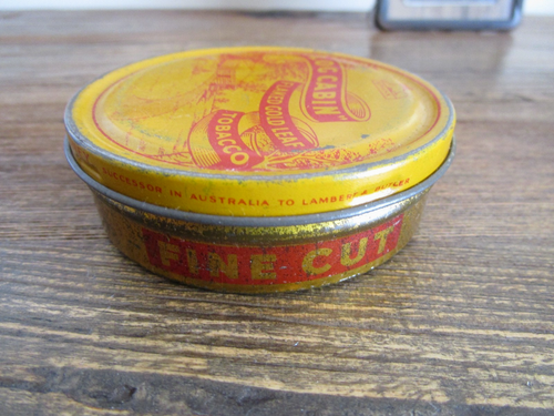 Log Cabin Tobacco Tin - Empty Tin - Good Display - BUY IT NOW - Picture 2 of 4